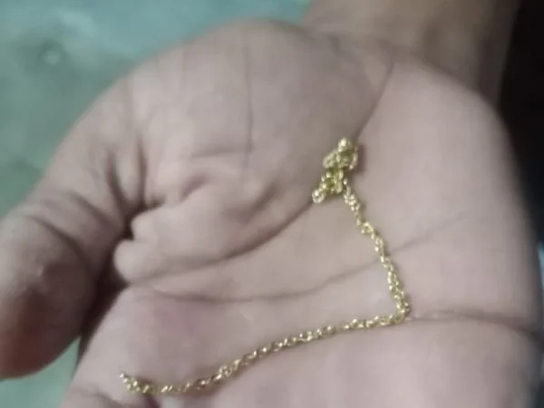 Kalung emas korban yang di rampas begal (Dok : Ist).