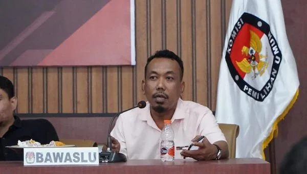 Anggota Bawaslu Bulukumba  Wawan Kurniawan