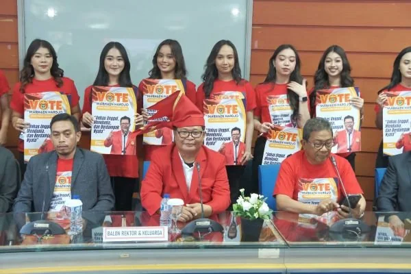 Marhaen Hardjo mendaftarkan diri sebagai bakal calon Rektor Universitas Hasanuddin periode 2026–2030 (Dok : Ist).