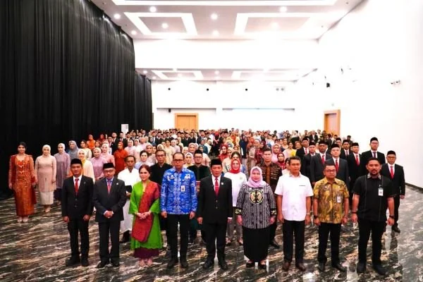 Pelantikan 125 Notaris Baru oleh Kanwil Kemenkum Sulsel (Dok : Ist).