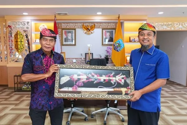 Gubernur Sulsel dan Gubernur Kaltara  Jajaki Kerja Sama Strategis (Dok : Ist).
