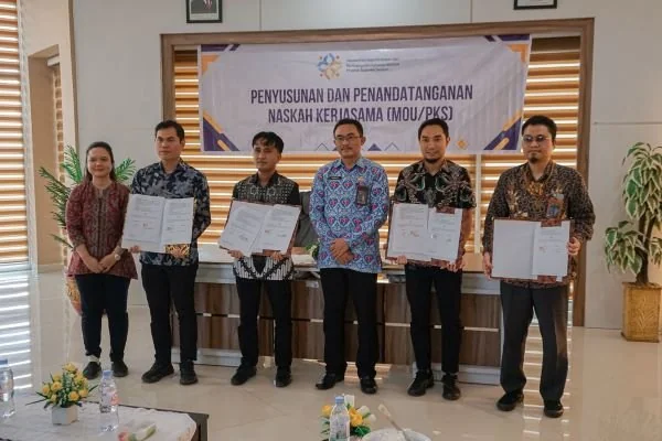 PT Pertamina Patra Niaga Regional Sulawesi resmi menandatangani perjanjian kerja sama dengan Kementerian Kependudukan dan Pembangunan Keluarga/BKKBN Perwakilan Provinsi Sulawesi Selatan dalam rangka penguatan Program Taman Asuh Sayang Anak (TAMASYA). Dok.
