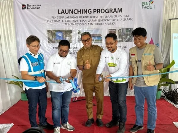 Peresmian Program PLN SEJUK dan PELITA Garam serta UMKM Kopi di Jeneponto. (Dok: Ist)