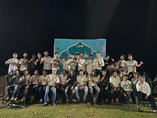 Pemuda Btn Maccopa Indah (PBMI) usai menggelar perlombaan patrol sahur.