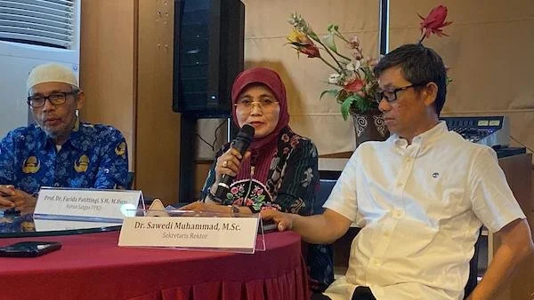 Prof. Farida (Dok: Atri KabarMakassar)