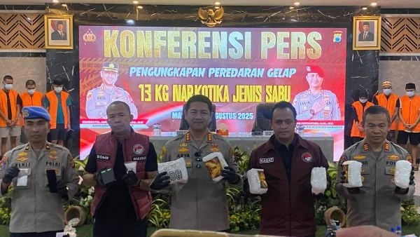 Konferensi pers Polrestabes Makassar pengungkapan narkotika (Dok: Atri KabarMakassar).