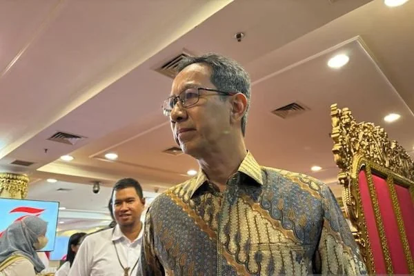 Kepala Sekretariat Presiden Heru Budi Hartono menyampaikan keterangan pers di Jakarta, Senin (24/6/2024). ANTARA/Yashinta Difa