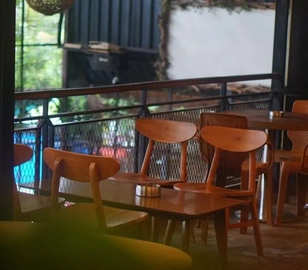 Kedai Bujang, kafe dengan nuansa alam yang buka 24 jam di Makassar (Dok: Int)