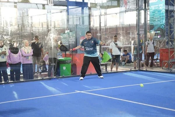 Wali Kota Makassar Munafri Arifuddin hingga Eks Walikota Ilham Arif Sirajuddi, Unjuk Kebolehan di Lapangan Padel, (Dok: Ist).