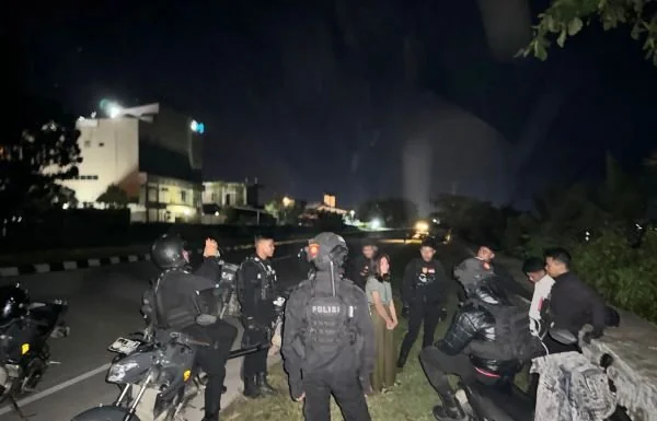 Patroli malam yang dilakukan Ditsamapta Polda Sulbar.