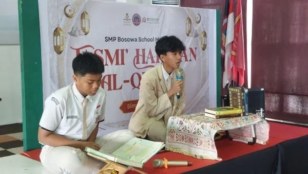 Tasmi’ Hafalan Al-Qur’an Simaan Juz 30 para siswa SMP Bosowa School Makassar. (Dok: Ist)