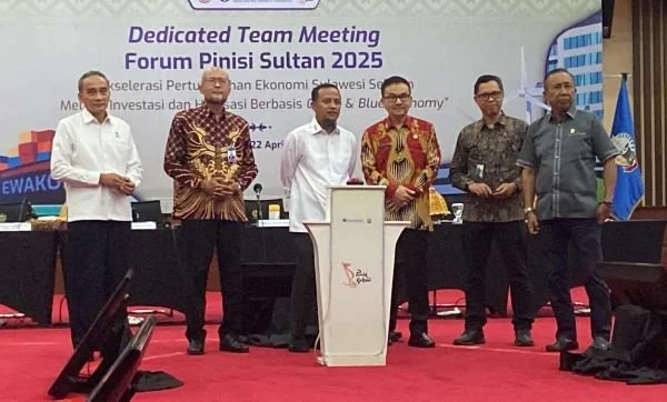Gubernur Sulsel Andi Sudirman Sulaiman saat Kick Off South Sulawesi Investment Challenge di Kantor Gubernur Sulsel (Dok: Nofi KabarMakassar)