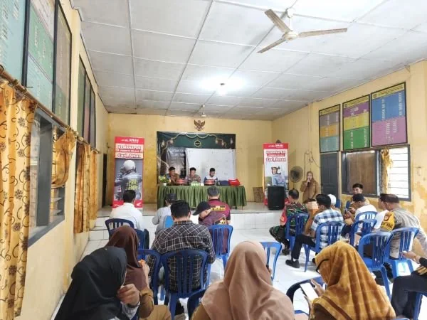 Asmo Sulsel beri edukasi safety riding untuk perangkat Kelurahan Tamarunang (Dok: Ist)