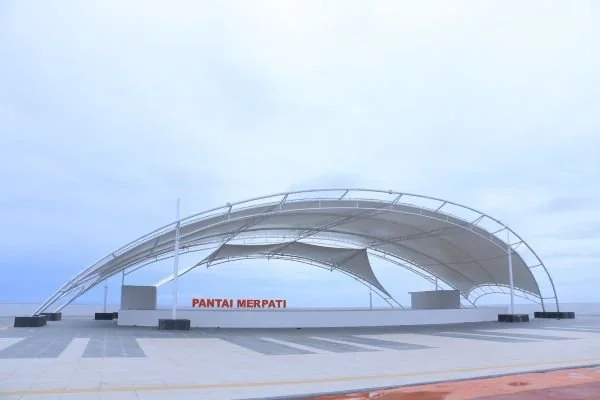 Pantai Merpati (Dok : Ist).