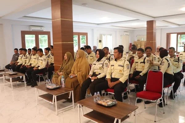 Sekuriti Pemprov Sulbar yang rencananya di rumahkan(dok:Ist)