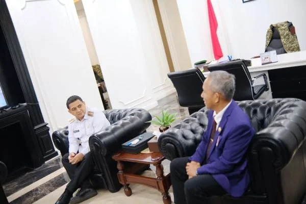 Wali Kota Makassar, Munafri Arifuddin, bersama jajaran BPJS Kesehatan (Dok : Ist)