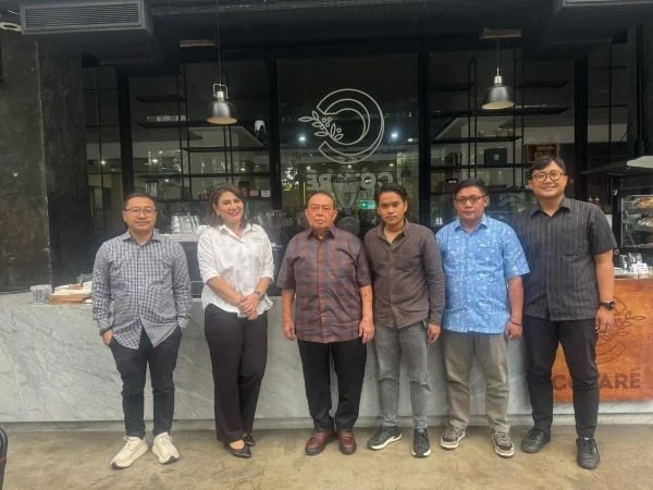 Wagub Sulbar saat bertemu pihak PT PPI (Dok : Ist).