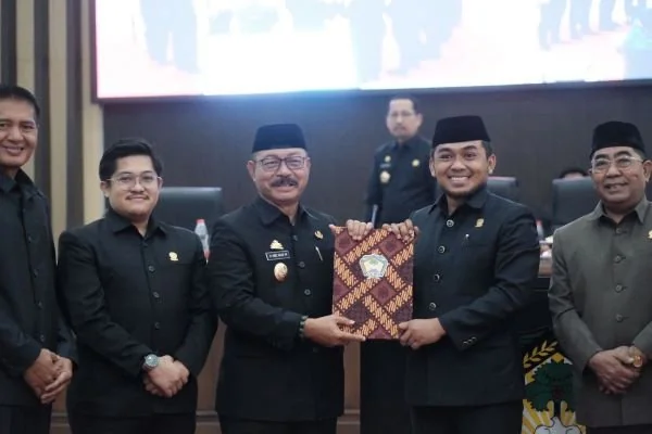 Wakil Bupati Gowa, Abdul Rauf Malaganni saat Rapat Paripurna DPRD Gowa di Ruang Rapat DPRD Gowa (Dok : Ist).