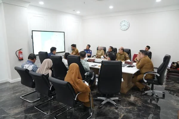 Wali Kota Makassar, Munafri Arifuddin Munafri Arifuddin saat Audiensi Bersama PT Parangloe Indah, (Dok: Ist).
