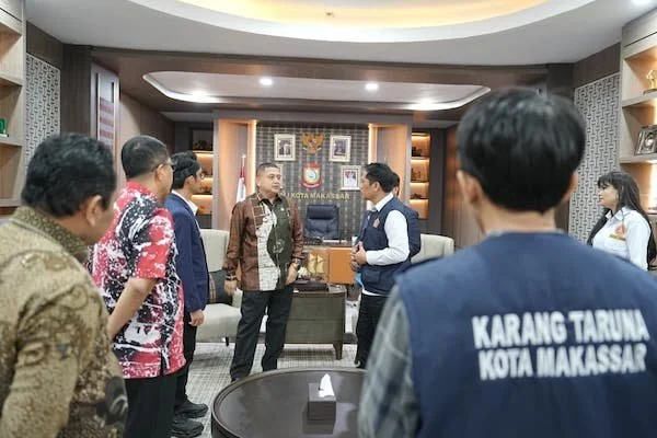Karang Taruna Makassar saat Audiensi dengan Walikota Makassar Munafri (Dok: Ist).