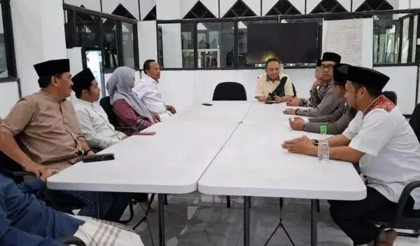 Audiensi BAZNAS kota Makassar dan Yayasan Masjid Al-Markaz (Dok: Ist).
