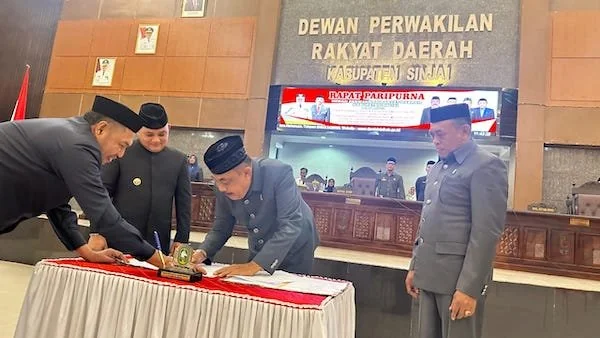 penandatanganan nota kesepahaman tentang Kebijakan Umum APBD dan Prioritas Plafon Anggaran Sementara (KUA-PPAS) Tahun Anggaran 2025. Ist