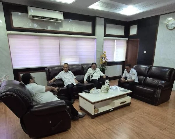 Audiensi Kepala Dinas Pendidikan Sulsel Andi Iqbal Najamuddin dengan Jajaran Bawaslu Sulsel, (Dok: Ist).