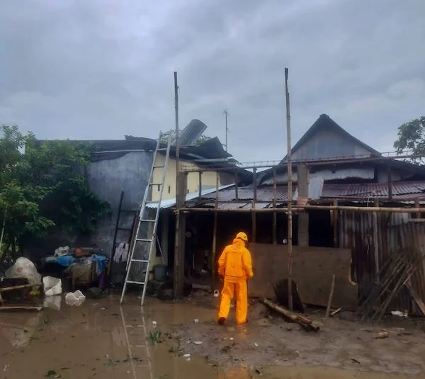 Suasana Rumah Terdampak Angin Kencang, (Dok: Ist).