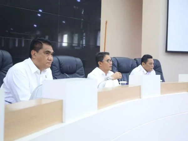 Pemkot Makassar saat menggelar rapat persiapan pelepasan Pjs Wali Kota Makassar (Dok : Ist).