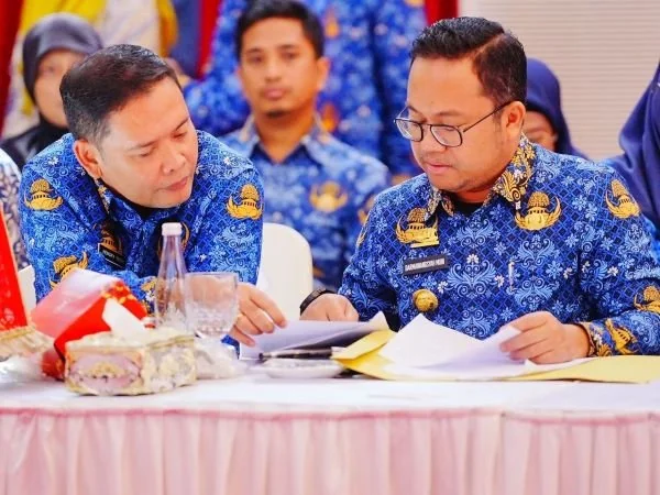 Wakil Bupati Gowa, Darmawangsyah Muin saat Rapat Koordinasi Optimasi Pengairan Pertanian Provinsi Sulawesi Selatan di Baruga Asta Cita, Rumah Jabatan Gubernur Sulsel (Dok :; Ist).