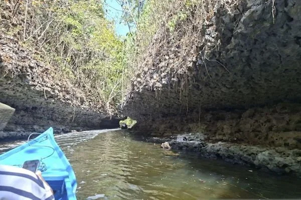 Panorama kawasan Wisata Karst Rammang-rammang di Sulawesi Selatan. (ANTARA/Aji Cakti)