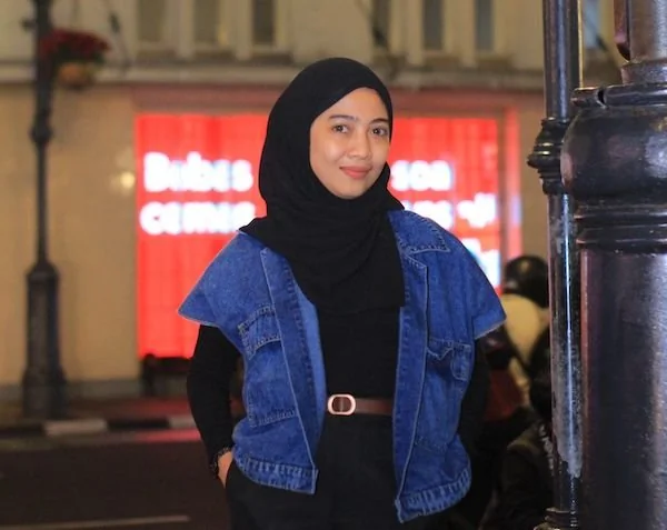 Dzaki Aulia, Dosen Hukum Kontrak Internasional Universitas Bosowa.