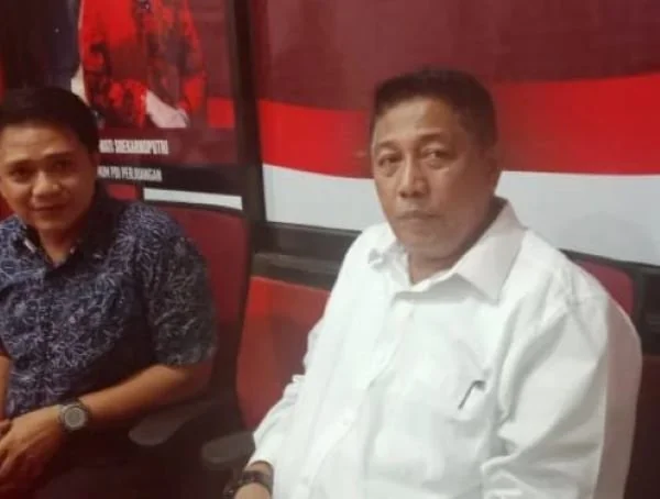 Bakal calon wakil Bupati Kabupaten Luwu Timur (Lutim), Sulsel, Isrullah Achmad (pakaian putih) (Dok : ist).