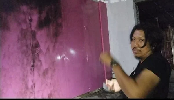 Suasana Di Lokasi Percobaan Pembakaran Ruko