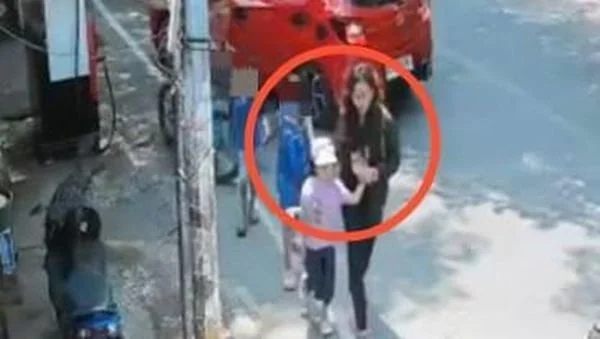Rekaman CCTV yang menunjukkan seorang perempuan membawa Bilqis. Dok. Ist