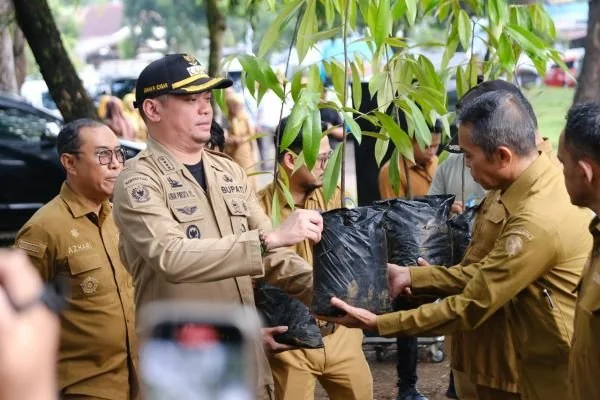Bupati Gowa, Adnan Purichta Ichsan.