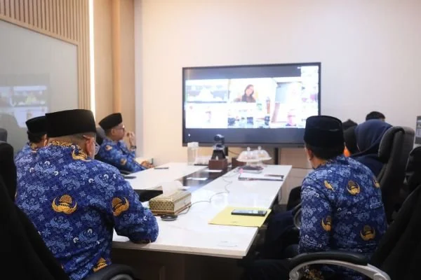 Rakornas yang Dipimpin Menteri Dalam Negeri Tito Karnavian di Balaikota Makassar melalui zoom, (Dok: Ist).