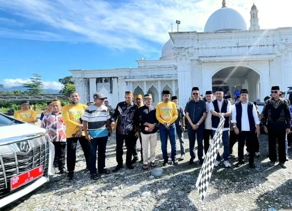 Pawai Taaruf yang diikuti kafilah dari 24 kabupaten kota se-Sulawesi Selatan (Dok : Ist).