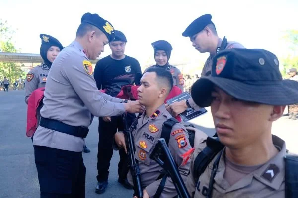 Upacara penutupan pembinaan tradisi dan latihan peningkatan kemampuan fungsi teknis Samapta terhadap Perwira dan Bintara Remaja Ditsamapta Polda Sulsel (Dok: Ist).