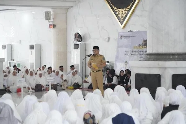 Wakil Bupati Gowa, Darmawangsyah Muin membuka Bimbingan Manasik JCH Terintegrasi Tingkat Kabupaten Gowa Tahun 1447, (Dok: Ist)
