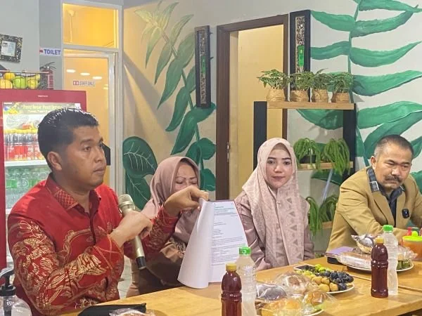 Kuasa hukum dan korban penipuan Akpol (Dok: Ist).