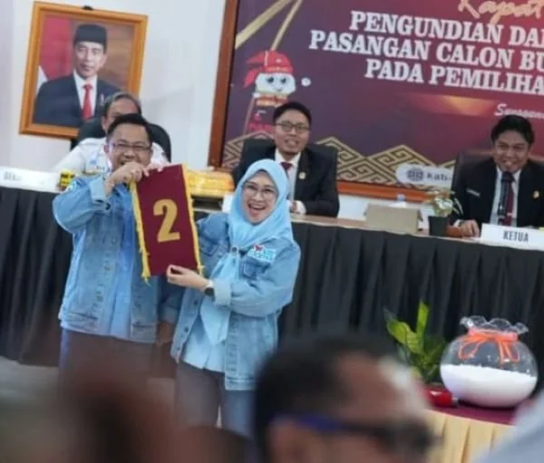 Bupati Gowa terpilih, Husniah Talenrang dan Darmawangsyah Muin (Dok : Ist).