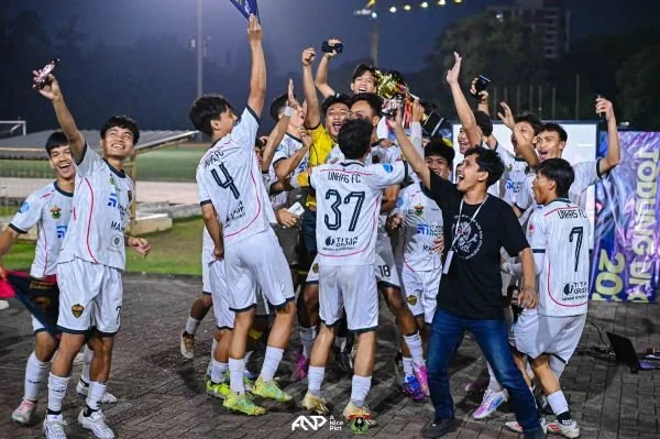 Tim Sepak Bola Unhas Juara Todung UI Cup (Dok : Ist).