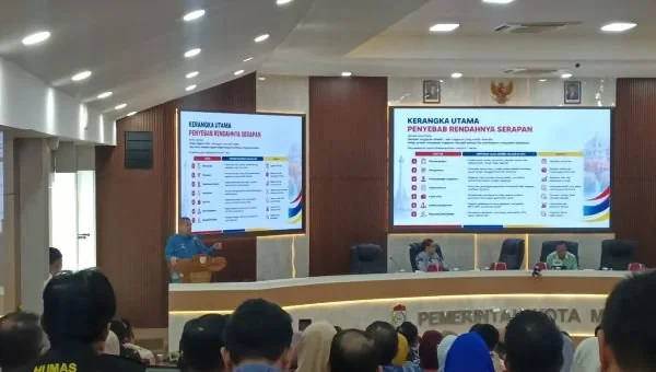 Wali Kota Makassar Munafri Arifuddin saat Memberikan Arahan di Rapat Monev APBD Kota Makassar (Dok: Sinta KabarMakassar)