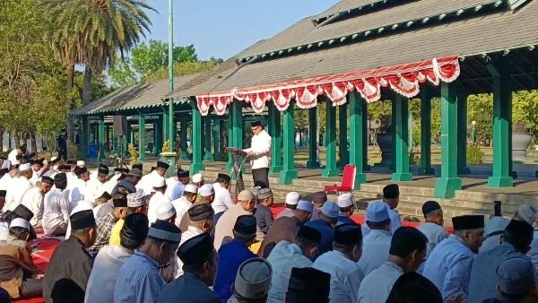 Suasana Salat Istisqa untuk minta hujan ditengah kemarau (Dok: Sinta KabarMakassar)