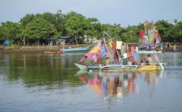 Tradisi unik Maudu Lompoa di Sulawesi Selatan peringati Maulid Nabi (Dok: Int)