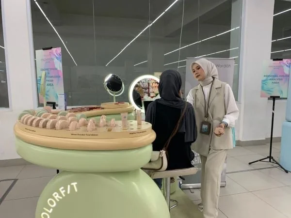 Wardah Skinverse Clinic dan Colorverse Studio digelar di dua cabang CitraCosmetic (Dok: Ist)