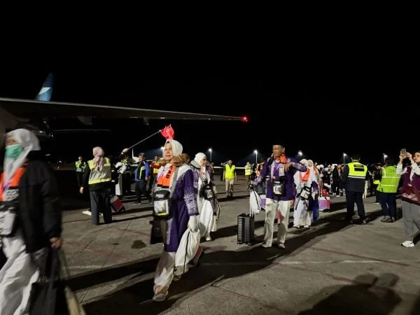 Suasana bandara Sultan Hasanuddin saat melayani Jamaah Calon Haji (CJH) 2025 (Dok : Ist).