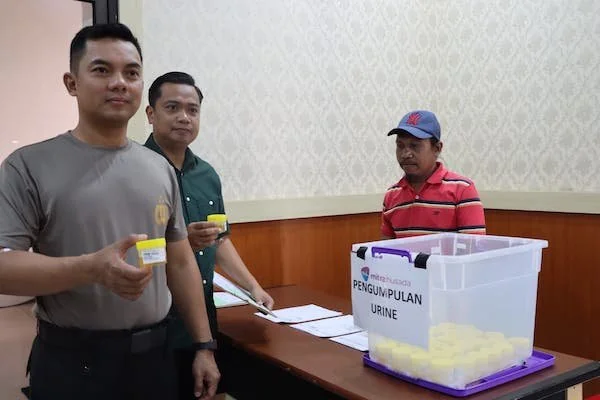 pemeriksaan kesehatan di Polres Maros oleh Biddokes Polda Sulsel (Dok: Ist)