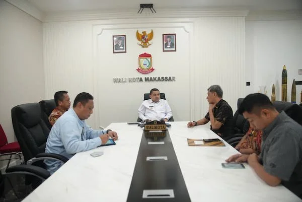 Wali Kota Makassar, Munafri Ariduddin dalam pertemuan bersama jajaran Brida (dok ist)